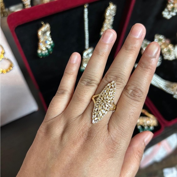 Statement ring - Picture 2 of 3